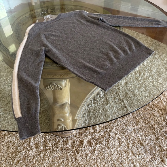 Theory Gray Athletic Stripe Crew Long Sleeve 100% Cashmere Sweater Size S - Picture 7 of 14
